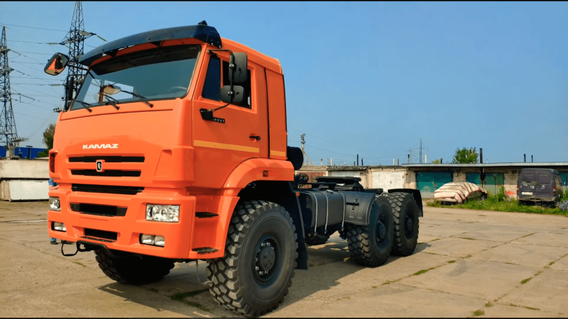 65221-7020-53 Тягач КАМАЗ