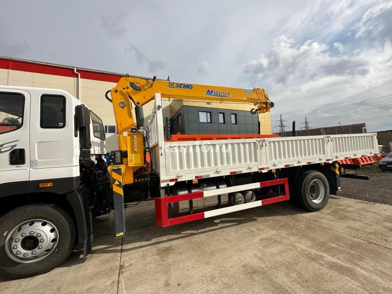 Автомобиль бортовой FAW JK6 КМУ XCMG SQS 157-4